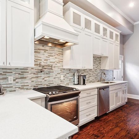 Amazing 3Bedroom Townhome, In Historic Dryade City Ню Орлиънс Екстериор снимка